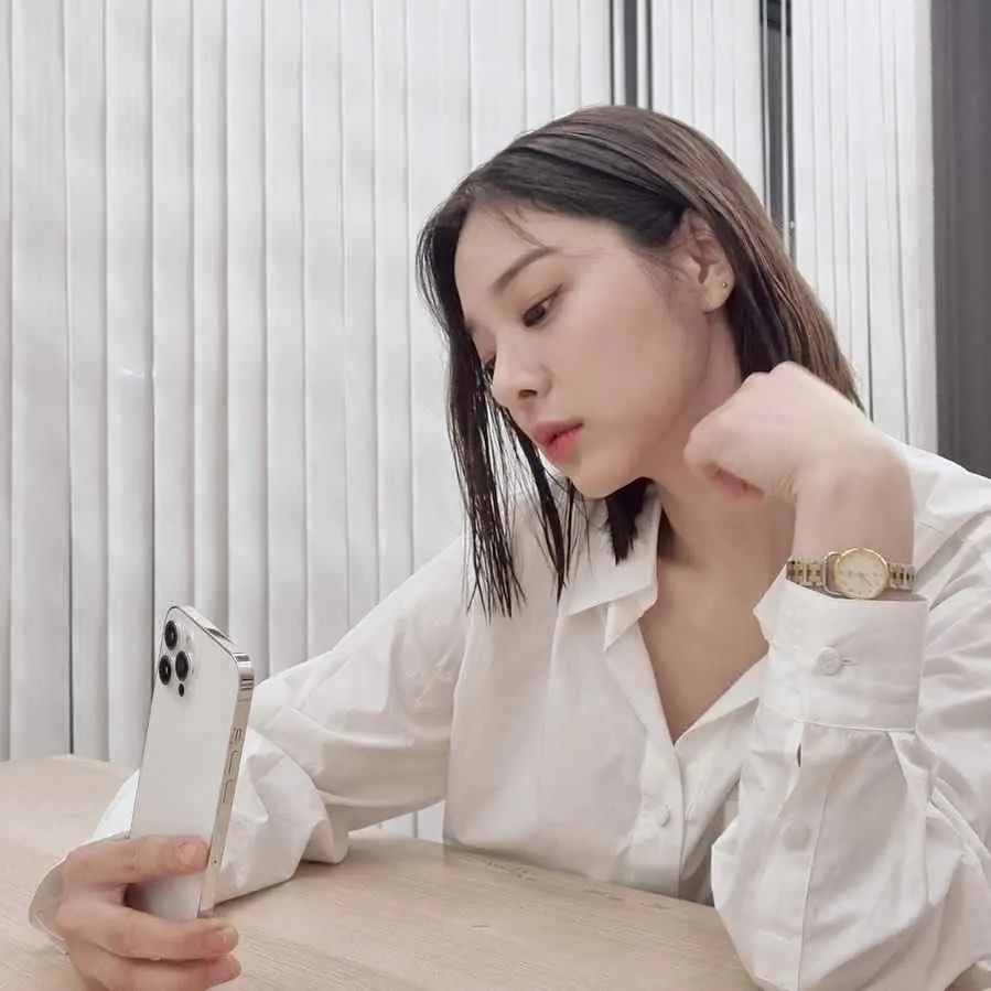 Seol In Ah - seol-in-ah-34.webp